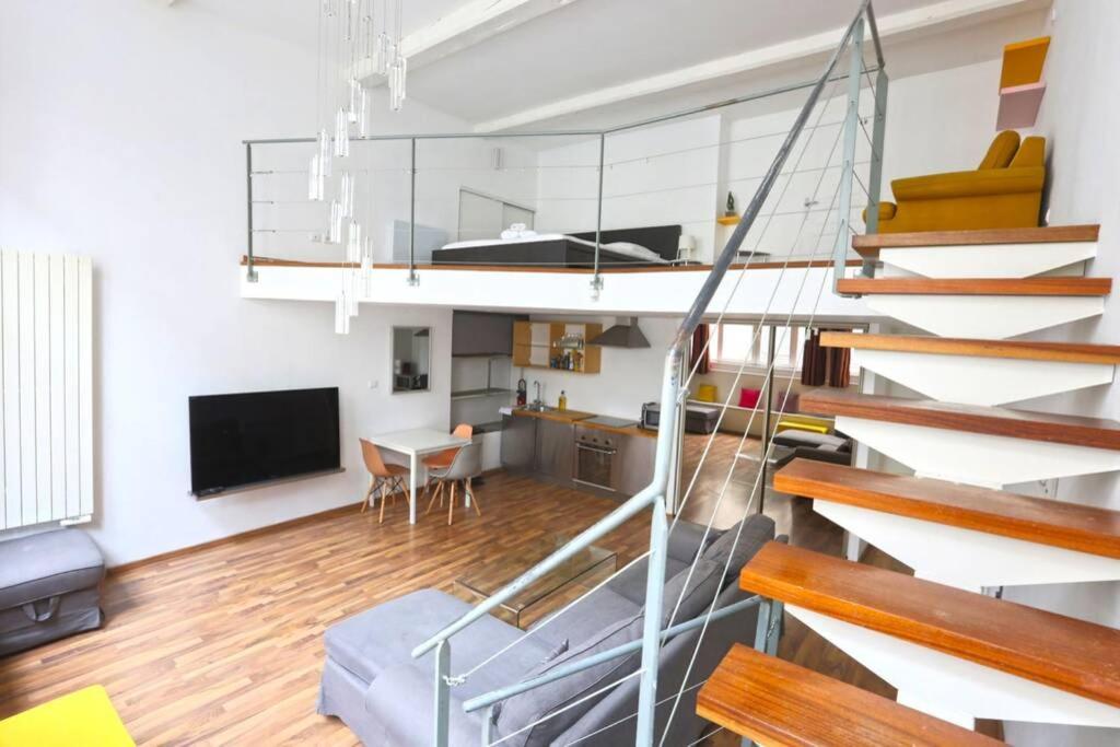 Ideal Pros Et Tourisme - Le Loft De Guise Avec Parking Prive Apartman Nancy Kültér fotó